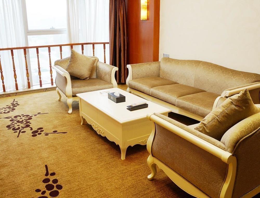 Chengdu Bai Gang International Hotel Extérieur photo